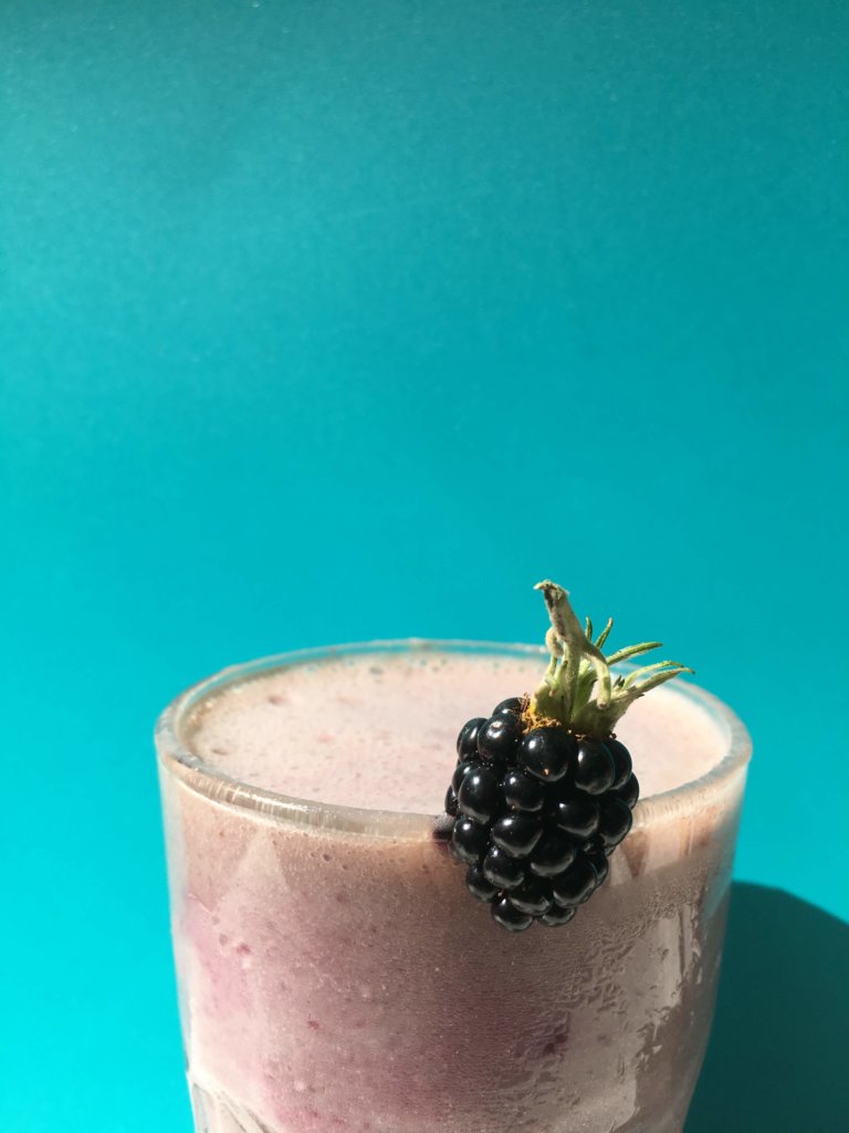 Vegan Healthy Blackberry Smoothie (Gluten-free)