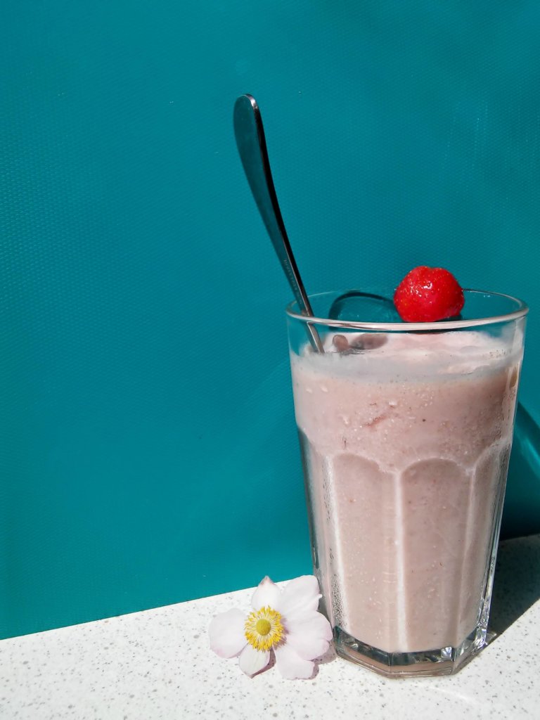The Best Vegan Strawberry Milkshake Recipe