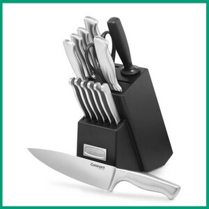 Stainless Steel Knife Set - Must-Have Kitchen Appliances and Gadgets for Vegans | The Green Loot #vegan #kitchen