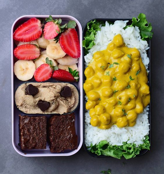 Vegan Curry Rice and Cookie Dough | The Green Loot #vegan #bento