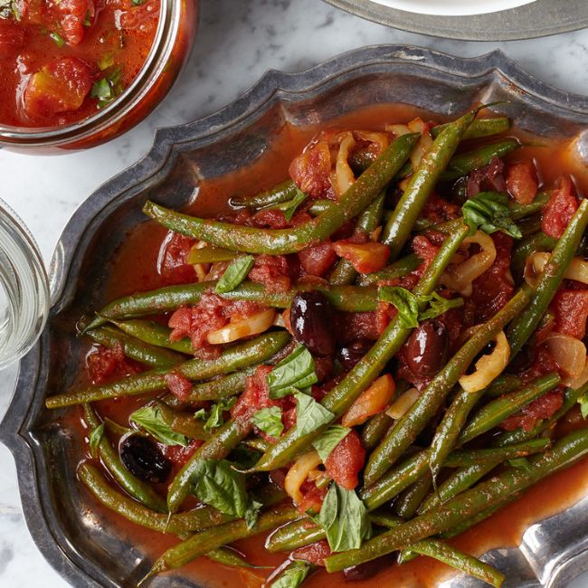 Braised Green Beans with Tomatoes