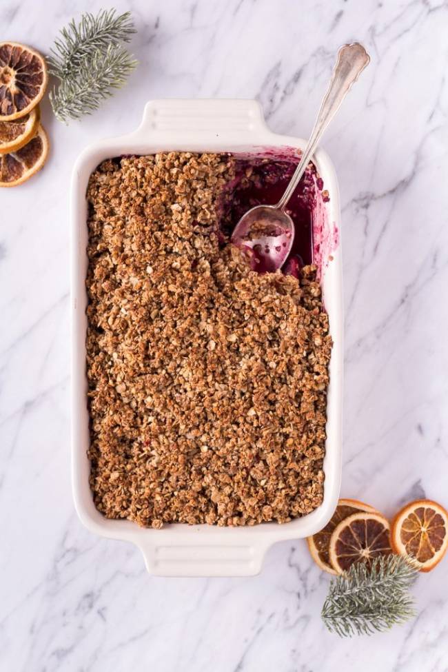 Healthy Gingerbread Crumble