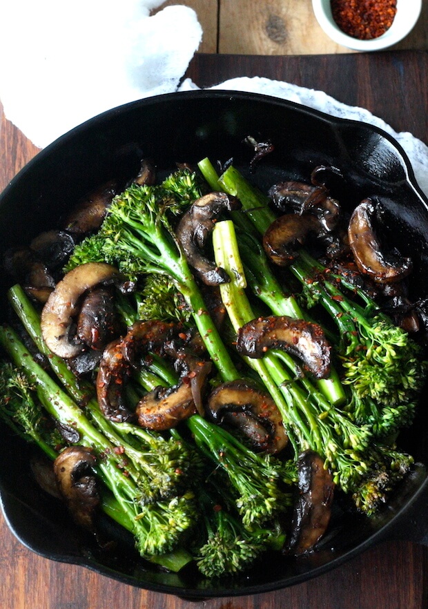 Balsamic Roasted Broccolini with Mushrooms