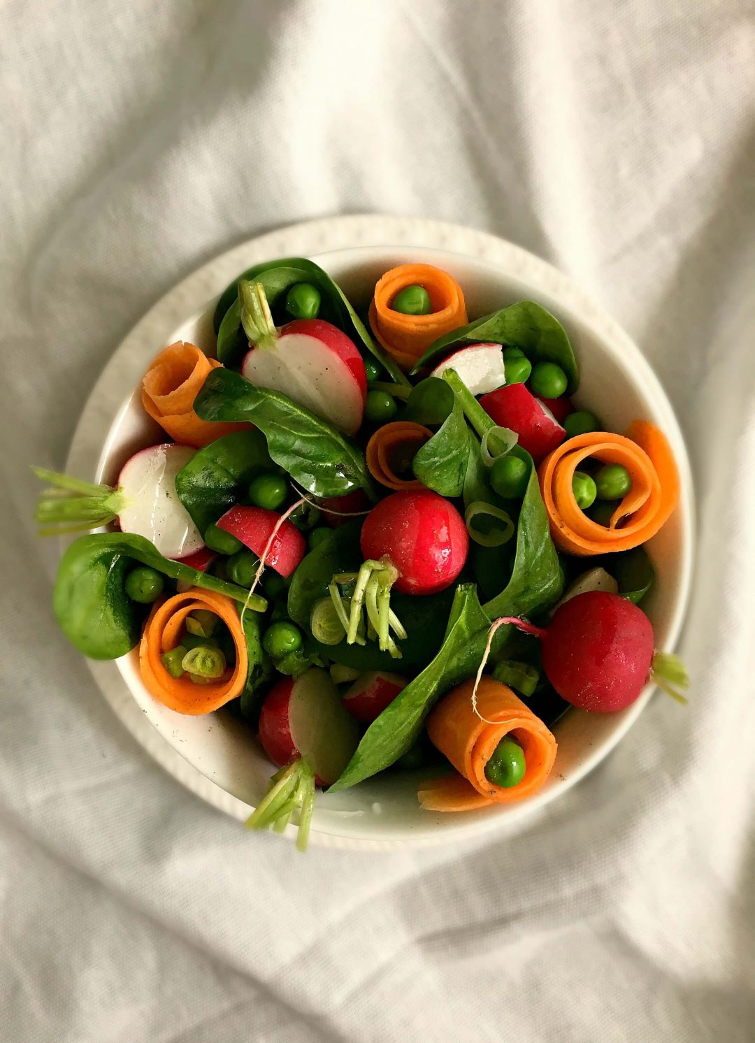 Fresh Spring Salad Recipe (vegan, clean eating) | The Green Loot