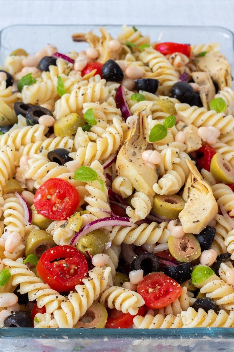 "Cheesy" Italian Pasta Salad (vegan) | The Green Loot