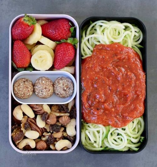 29 Healthy Vegan Bento Box Ideas and Recipes for Lunch | The Green Loot