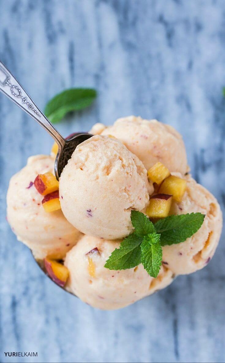 Vegan 2-ingredient Peach Ice Cream