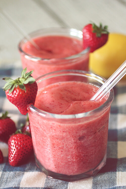 Vegan Sparkling Strawberry Slushie