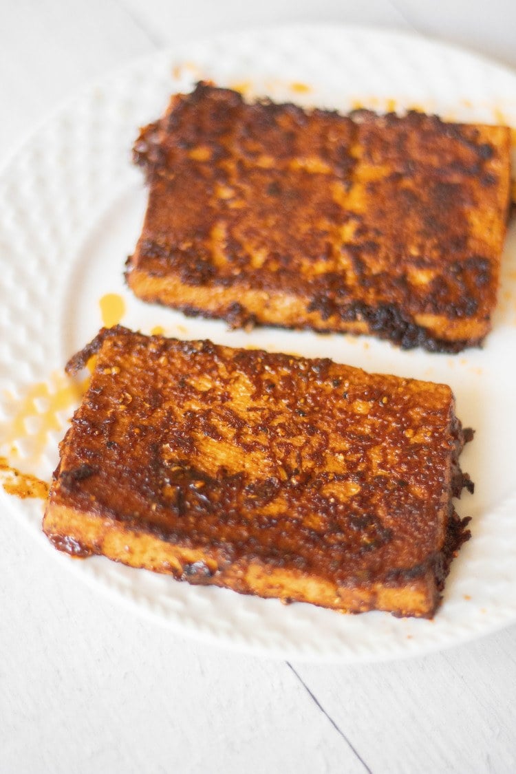 vegan bbq tofu burger