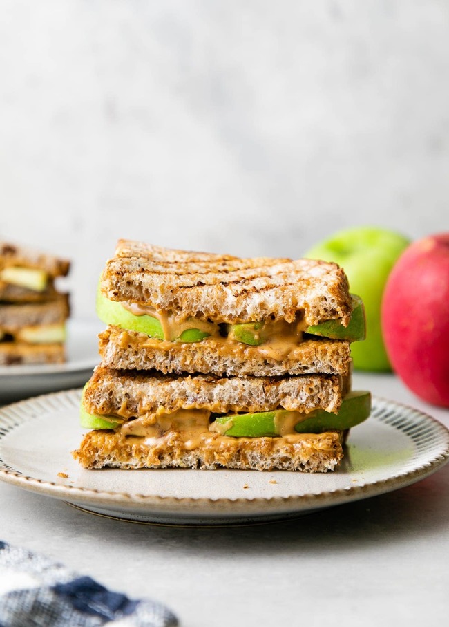 Grilled Peanut Butter and Apple Sandwich