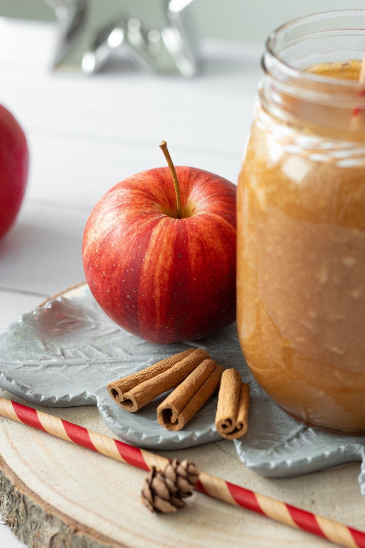 Vegan Apple Cinnamon Smoothie ingredients