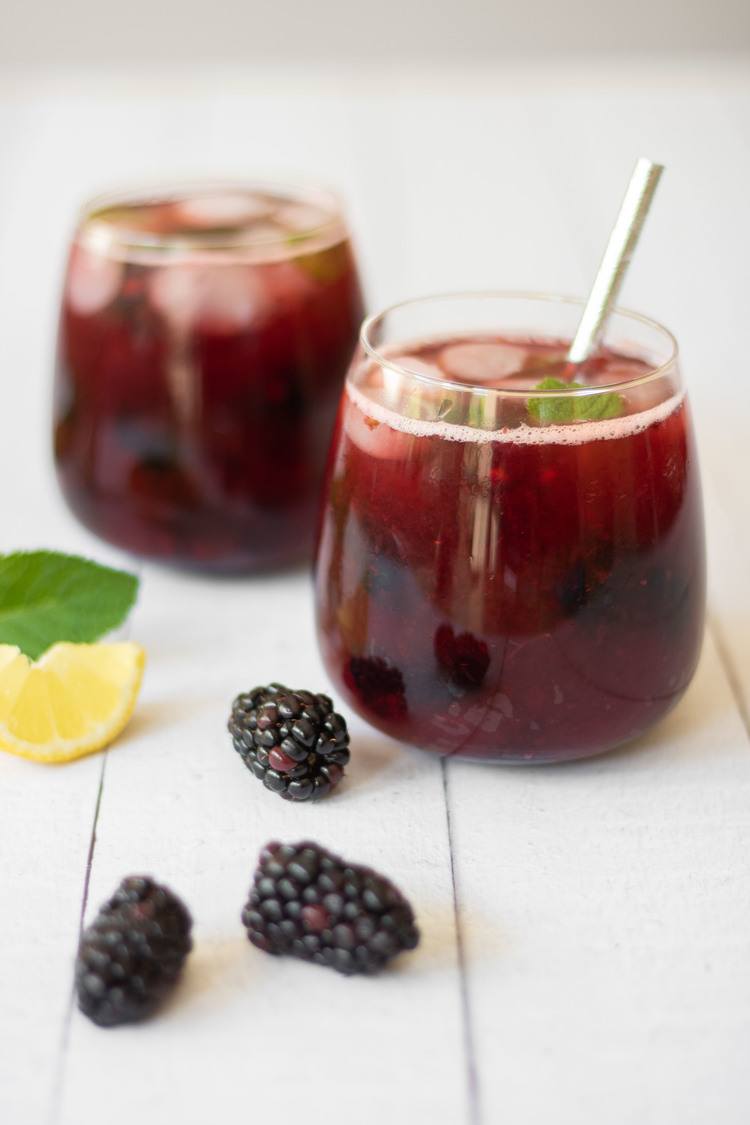 These fruity Summer lemonades are healthy and super refreshing! Perfect to cool down in the heat! Strawberry, Orange & Mint and Blackberry options. | The Green Loot #vegan #veganrecipes #Summer