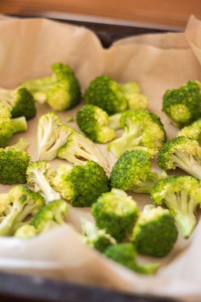 Roasted Broccoli with Sweet Chili Sauce