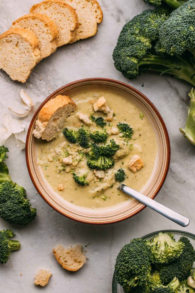 Vegan Cream of Broccoli Soup