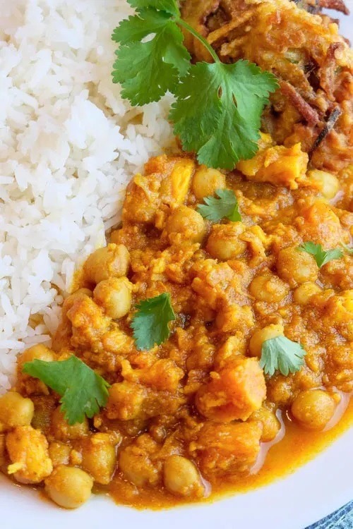 Chickpea and Sweet Potato Curry (Instant Pot)