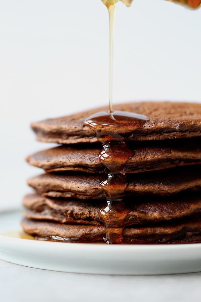 Healthy Chocolate Pancakes