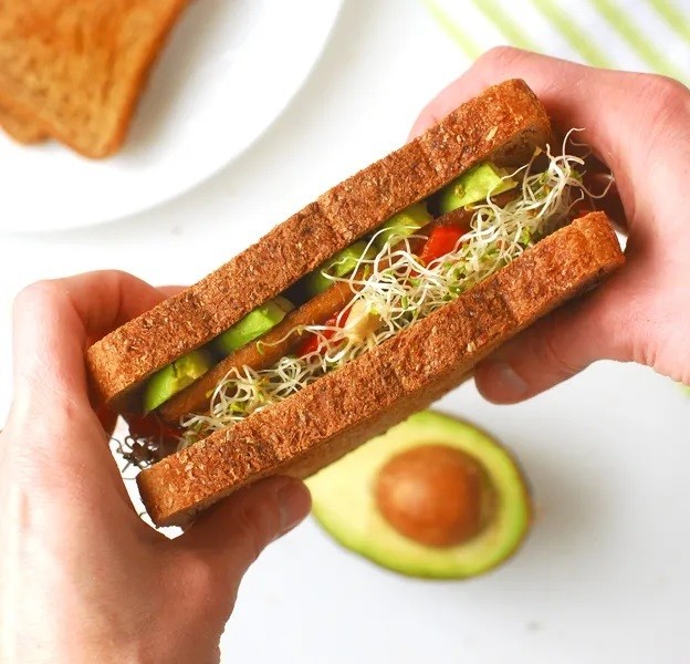 Smoked Tofu and Sprouts Sandwich