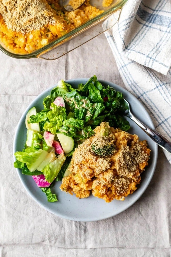 Cheesy Broccoli Quinoa White Bean Bake