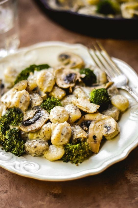 Creamy Mushroom and Broccoli Gnocchi