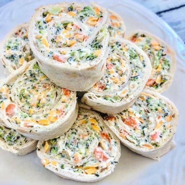 Veggie Pinwheels with Broccoli and Carrots