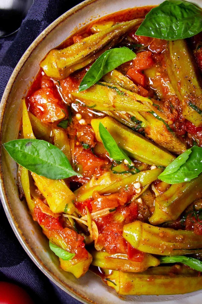 Frozen Okra with Chili Tomato and Basil