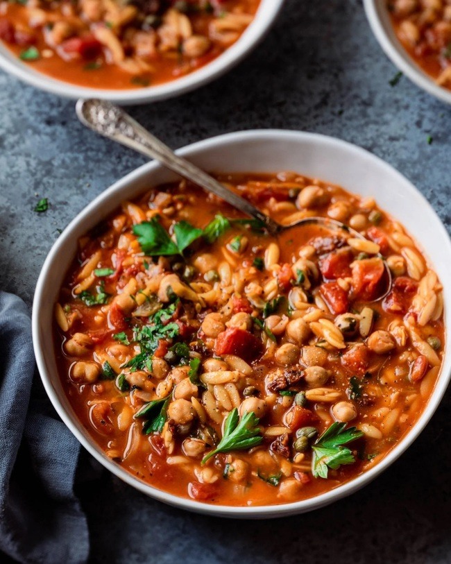 Instant Pot Chickpea Orzo Soup