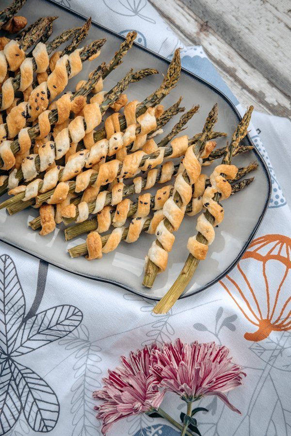 Puff Pastry Asparagus Appetizer