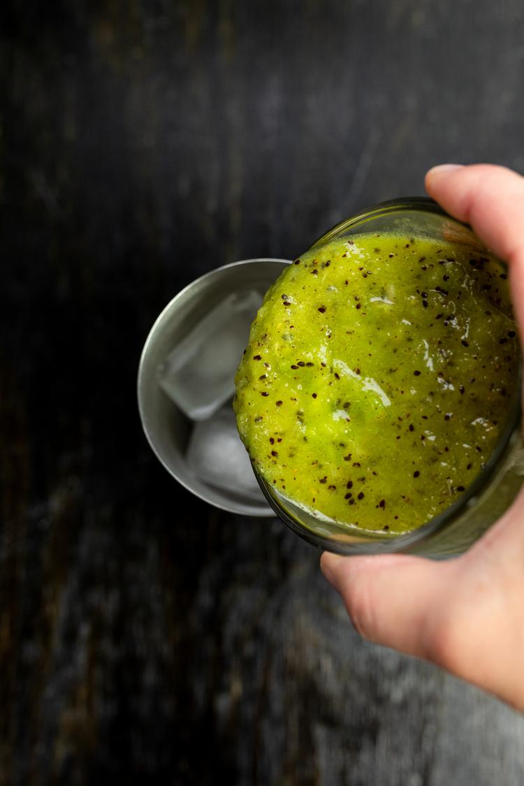 how to make kiwi apple martini
