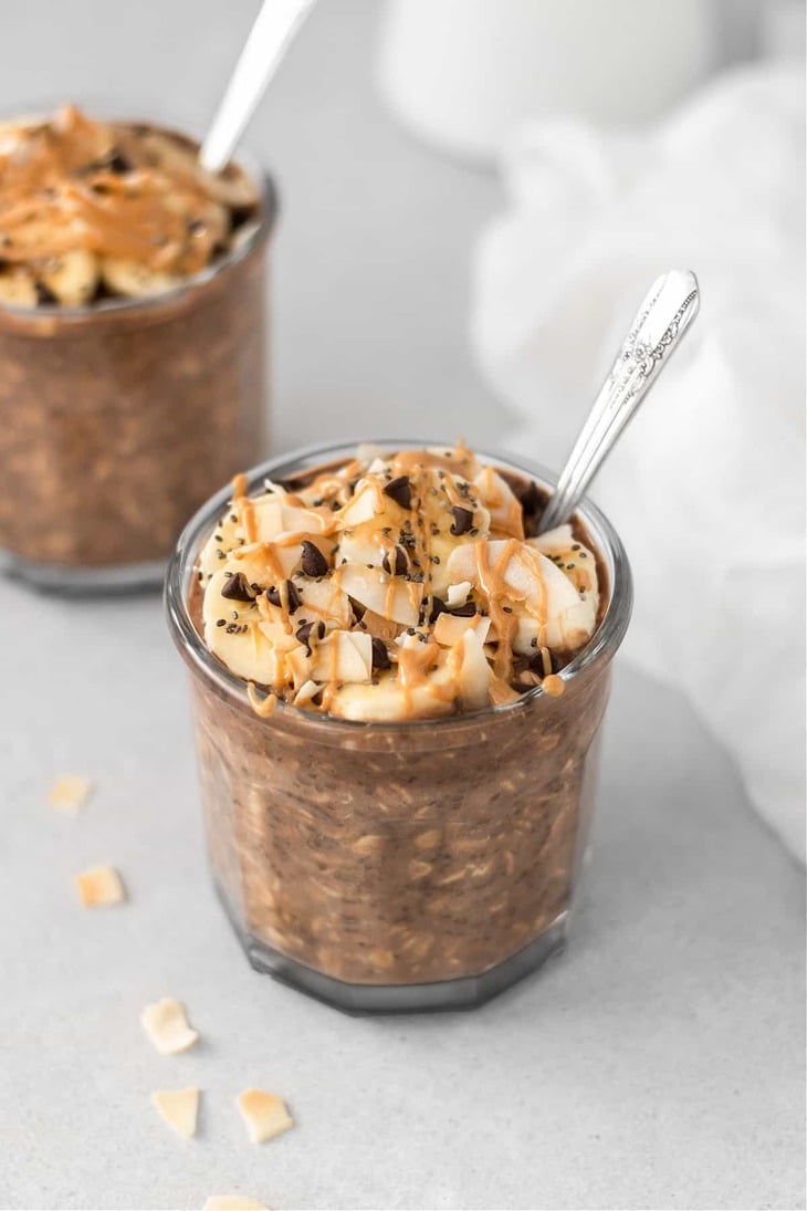 Chocolate Peanut Butter Overnight Oats