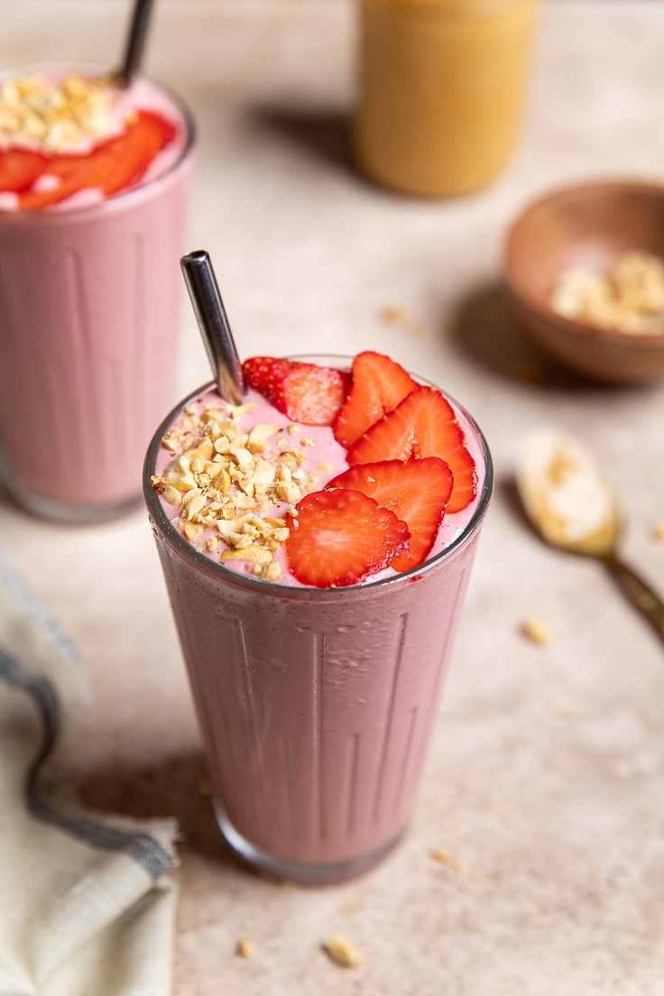 Strawberry Peanut Butter Smoothie