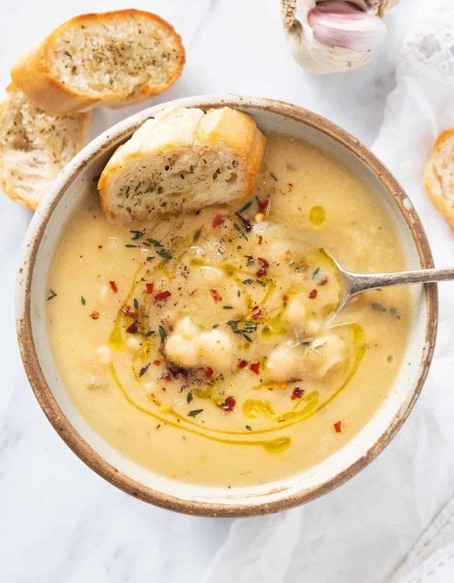 Garlic Chickpea Soup