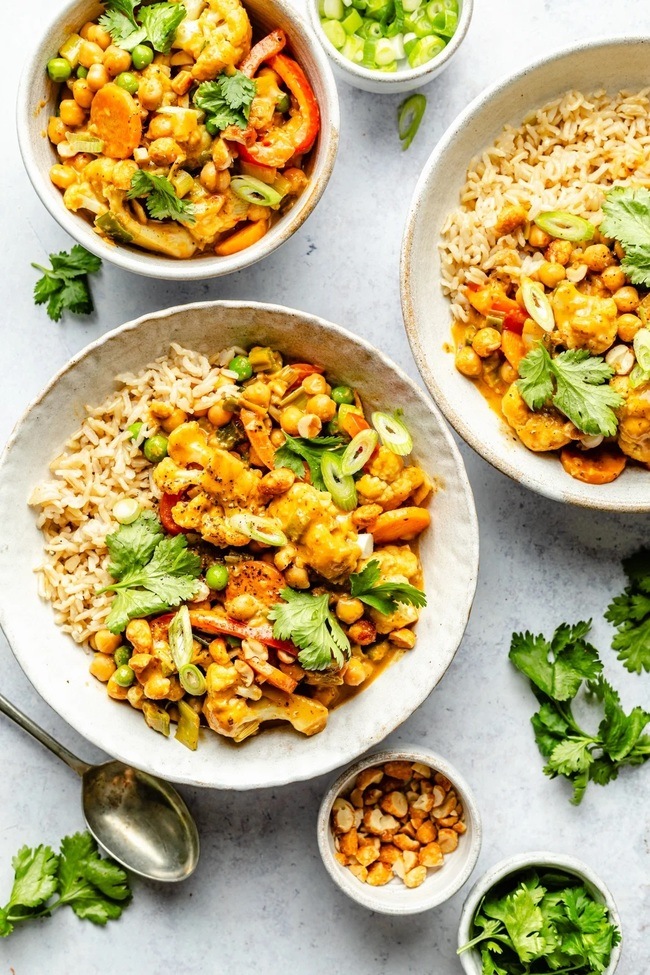 Thai Peanut Cauliflower Curry