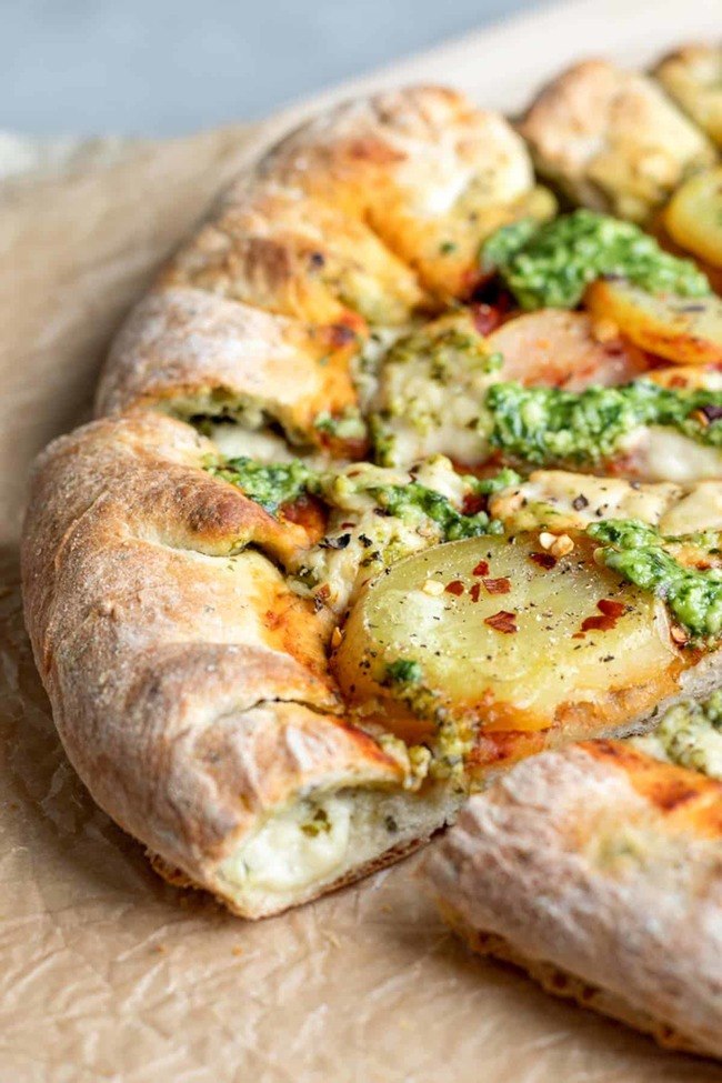 Pesto Pizza with Stuffed Crust