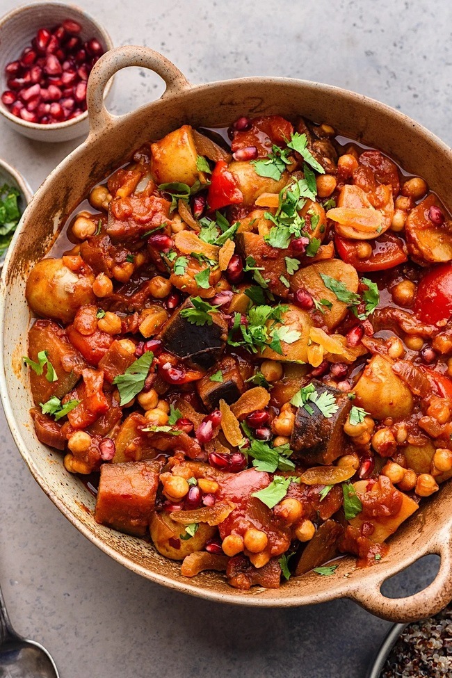 Harissa Vegetable and Chickpea Stew