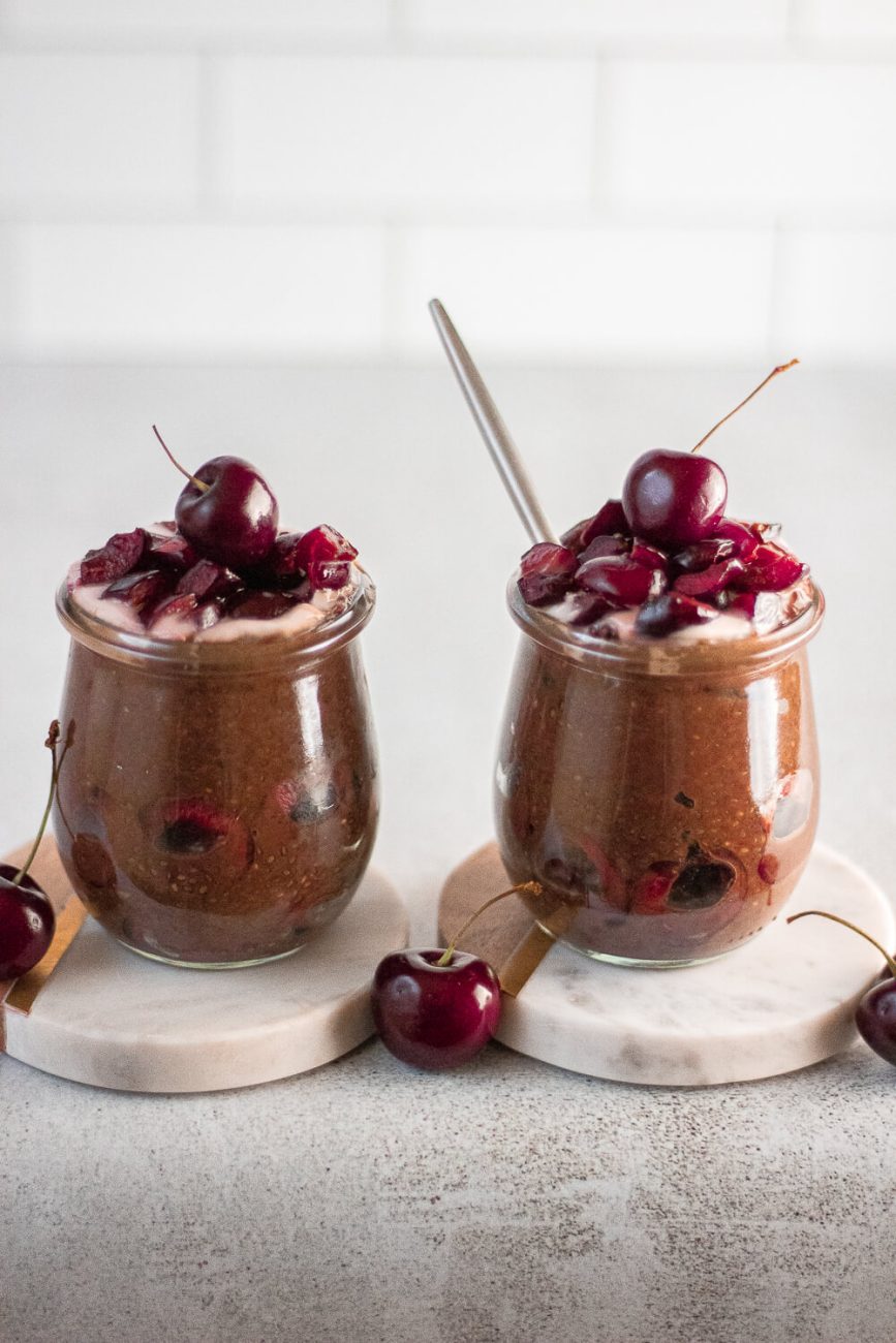 cherry chocolate chia pudding