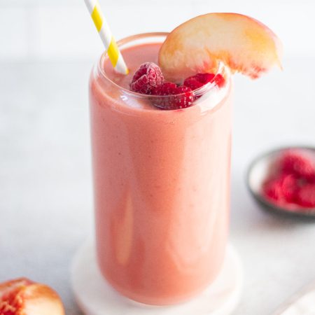 Raspberry Peach Smoothie with Yogurt (vegan)