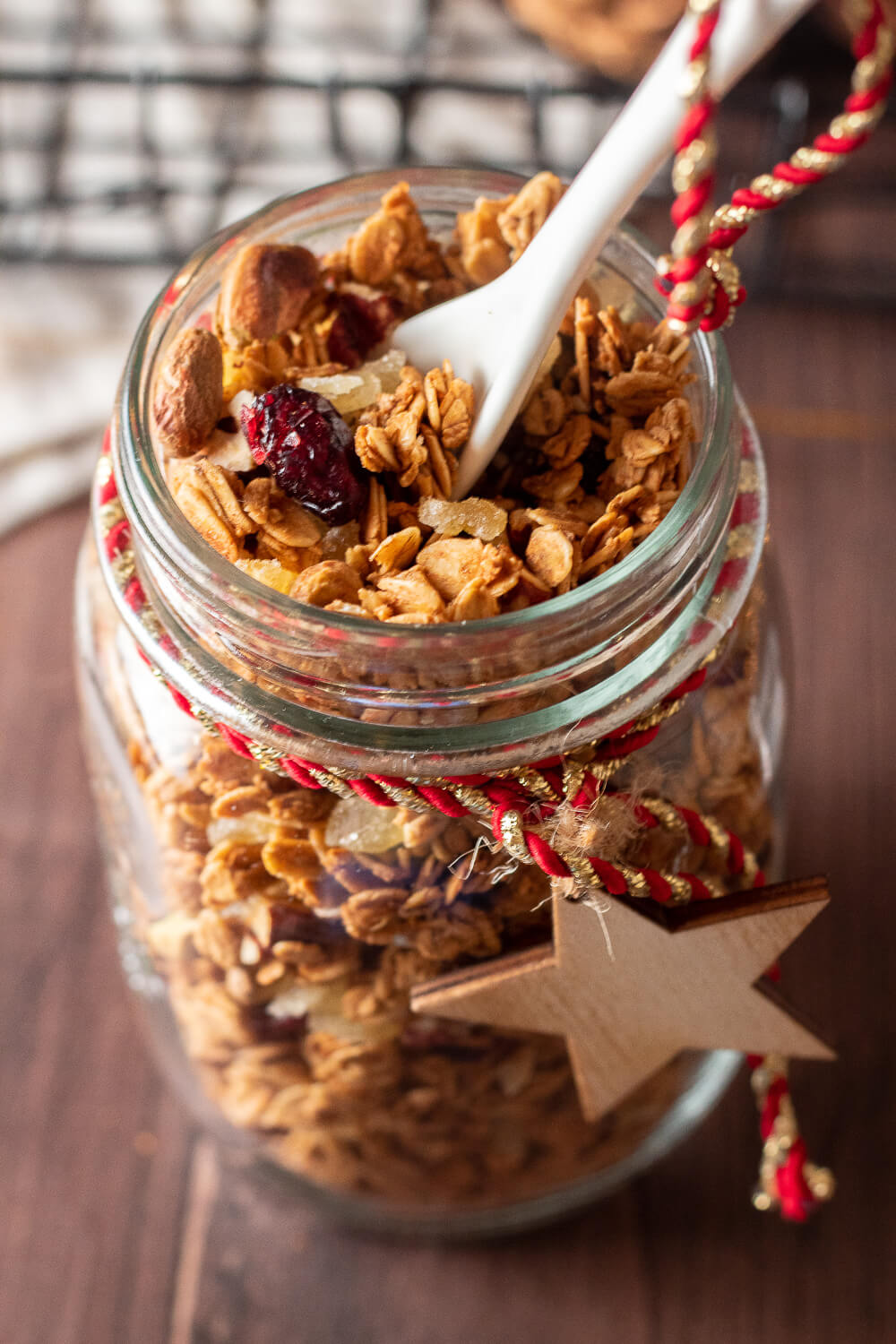 Vegan Christmas Granola