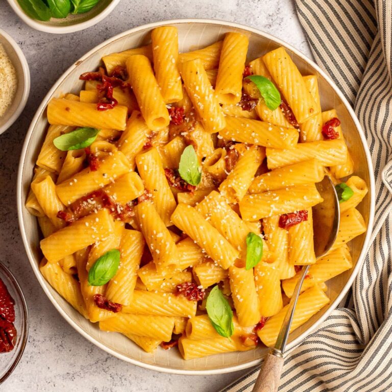 vegan sun-dried tomato pasta